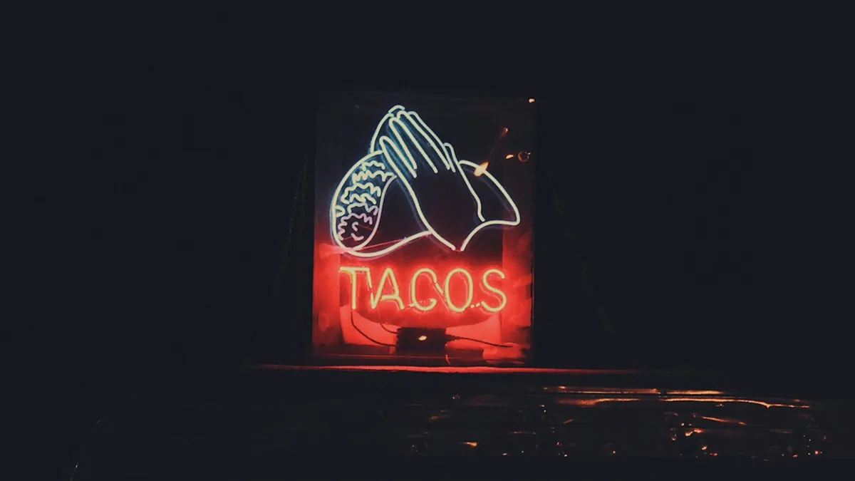 Taco pray neon sign